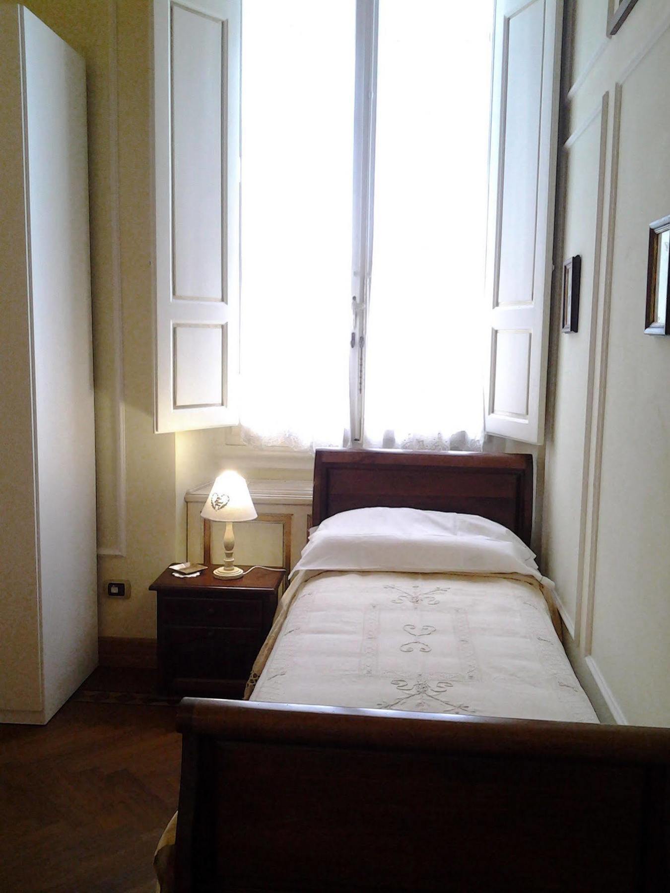 Booking Firenze Appartamenti מראה חיצוני תמונה